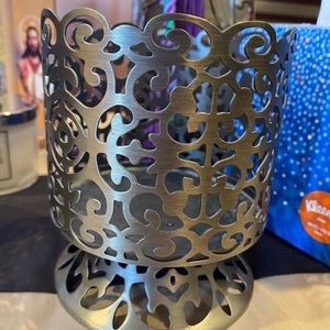 Bath and body works candle holder